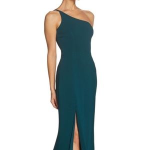Dress The Population Amy One-Shoulder Crepe Gown